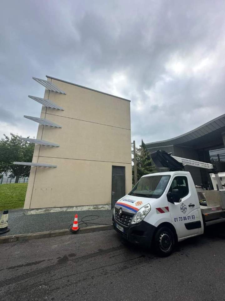 Nettoyage de façades Tournan-en-Brie